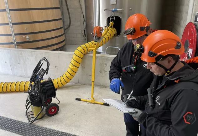 PR-SST-REFERENT TRAVAUX EN ESPACE CONFINE